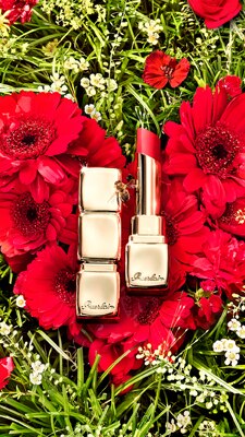 KISSKISS SHINE BLOOM &ndash; The New 95% Naturally-Derived  Shine Lipstick